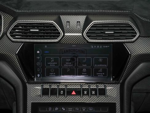 Used 2023 Lamborghini Urus Performante AWD/4WD image 51