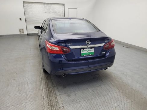 Used 2018 Nissan Altima 2.5 SR w/ SR Special Edition image 6