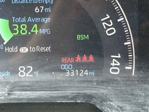Used 2025 Toyota RAV4 XLE AWD/4WD image 29