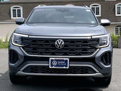 Certified 2025 Volkswagen Atlas Cross Sport SEL AWD/4WD image 8