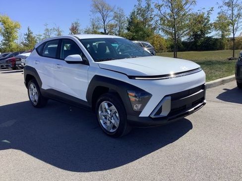 Certified 2026 Hyundai Kona SE AWD/4WD image 5