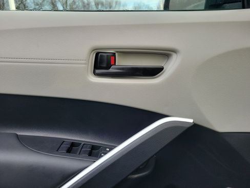 New 2026 Toyota Corolla Cross L image 13