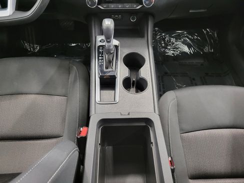 Used 2025 Nissan Altima 2.5 SV FWD image 18
