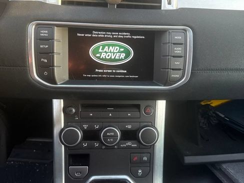 Used 2015 Land Rover Range Rover Evoque Pure Plus AWD/4WD image 12