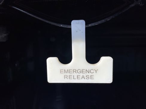 Used 2023 Ford F150 Lariat image 28