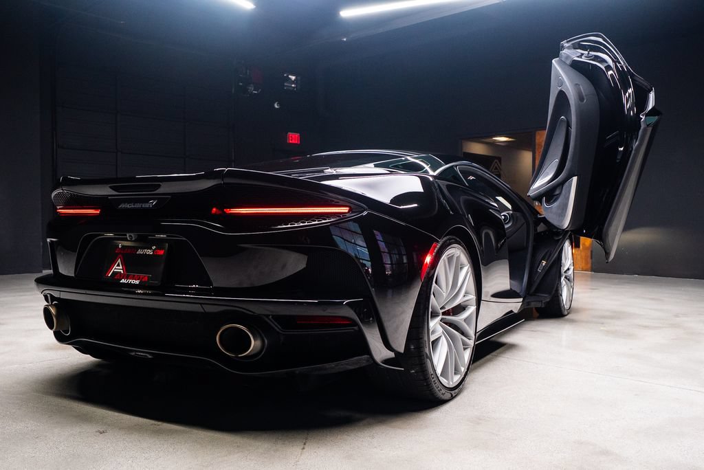 Used 2023 McLaren GT RWD image 22