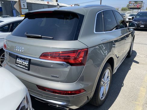 Used 2023 Audi Q5 e Premium w/ Convenience Package AWD/4WD image 8