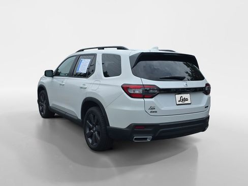 Certified 2023 Honda Pilot Sport image 6