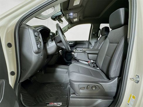 New 2026 Chevrolet Silverado 1500 Custom Trail Boss w/ Turbomax Blackout Package image 12