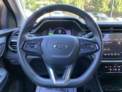 Used 2023 Chevrolet Bolt EUV LT w/ Driver Confidence Package FWD image 18