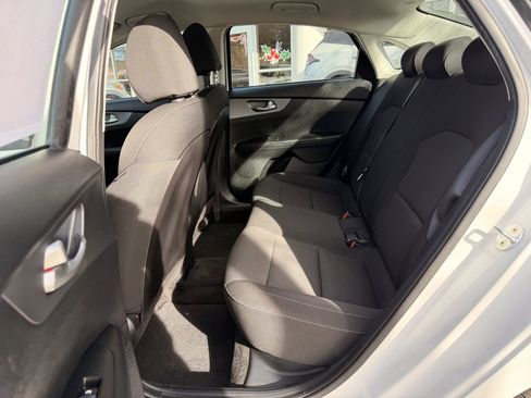 Certified 2021 Kia Forte LXS image 16