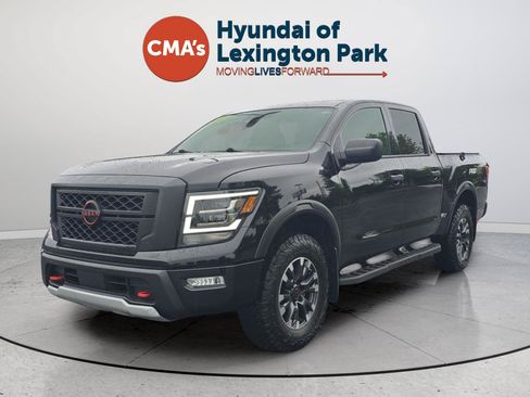 Used 2023 Nissan Titan PRO-4X w/ Off Road Protection Package AWD/4WD image 3
