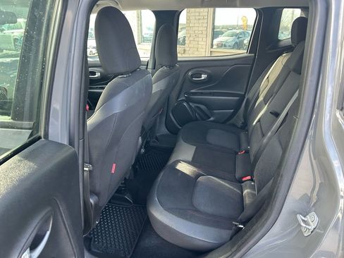 Used 2020 Jeep Renegade Trailhawk w/ Cold Weather Group image 7