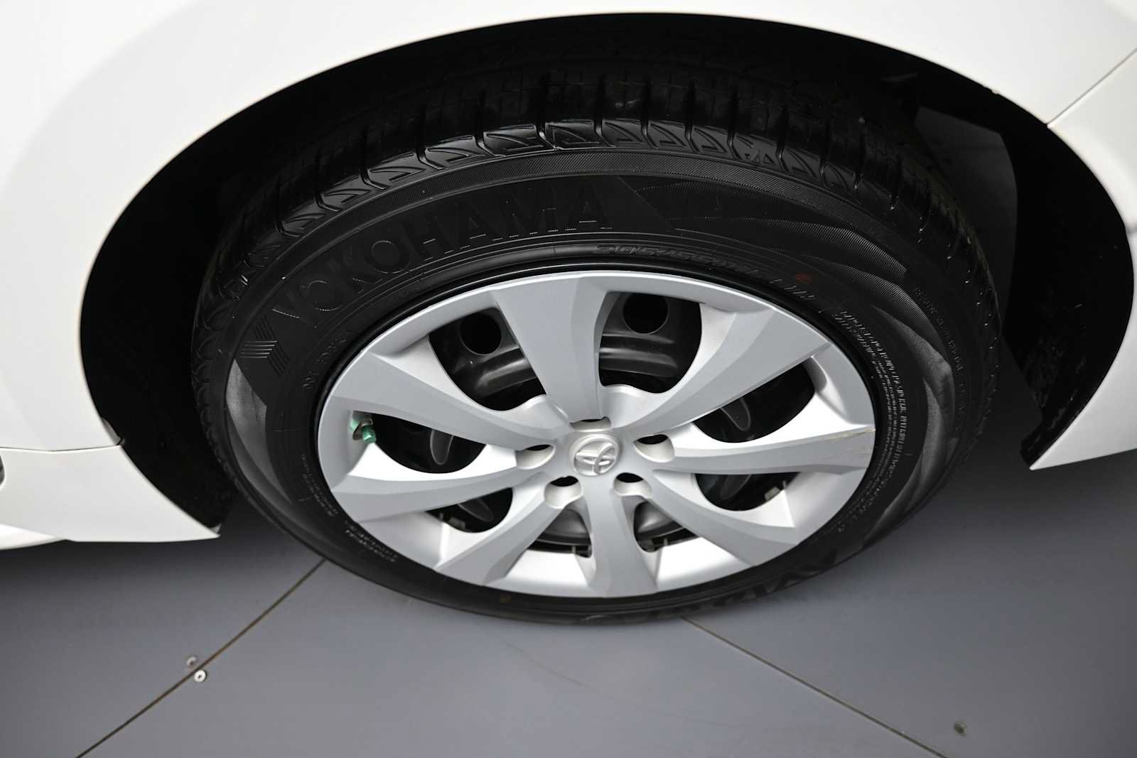 Used 2023 Toyota Corolla LE FWD image 15