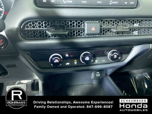 Certified 2023 Honda HR-V LX image 9