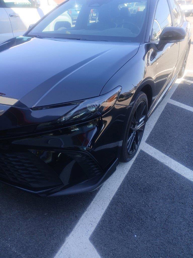 Used 2025 Toyota Camry SE w/ Convenience Package AWD/4WD image 1