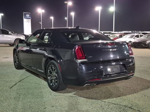 Used 2018 Chrysler 300 S image 4