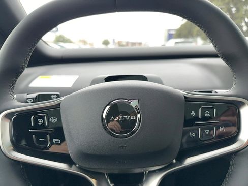 New 2026 Volvo EX30 Cross Country Ultra image 20