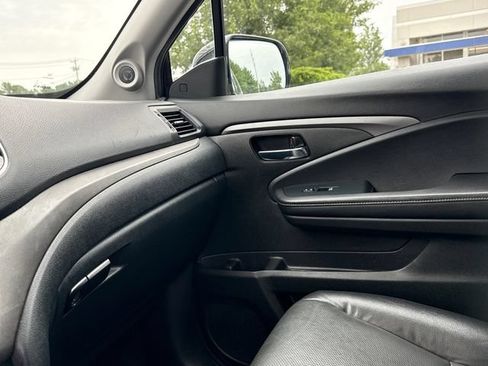 Used 2023 Honda Ridgeline RTL-E image 21