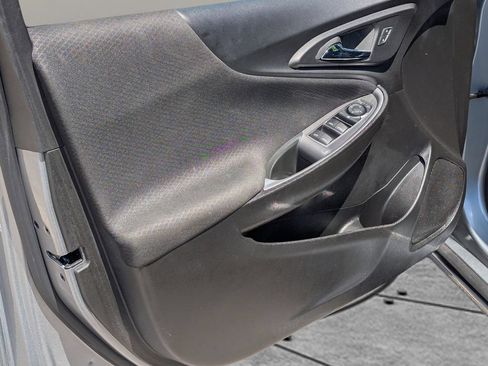Used 2023 Chevrolet Malibu LT FWD image 15