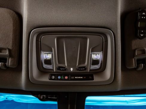 Used 2020 GMC Sierra 2500 4x4 Crew Cab w/ Gooseneck/5TH Wheel Package image 27