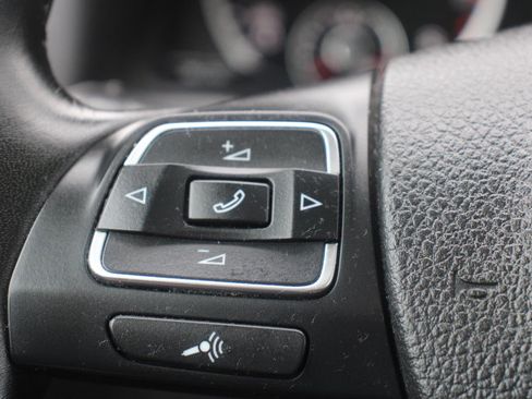 Used 2016 Volkswagen Tiguan S FWD image 23