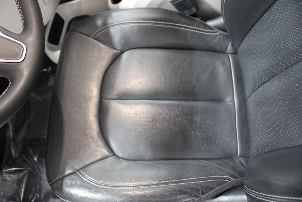 Used 2022 Chrysler Pacifica Touring-L FWD image 11