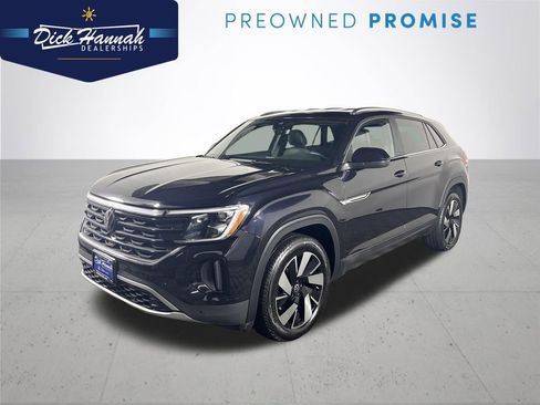 Certified 2024 Volkswagen Atlas Cross Sport SE image 1