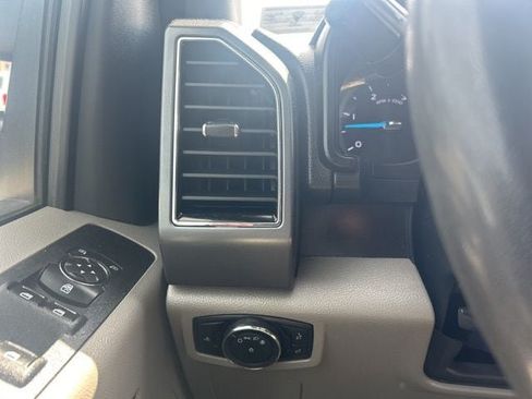 Used 2022 Ford F250 XLT AWD/4WD image 24
