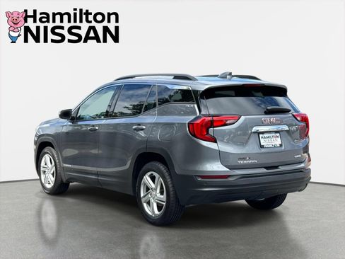 Used 2018 GMC Terrain SLE w/ Driver Convenience Package AWD/4WD image 4
