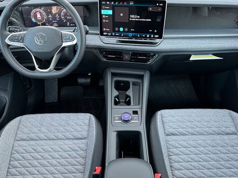 New 2026 Volkswagen Tiguan S AWD/4WD image 12