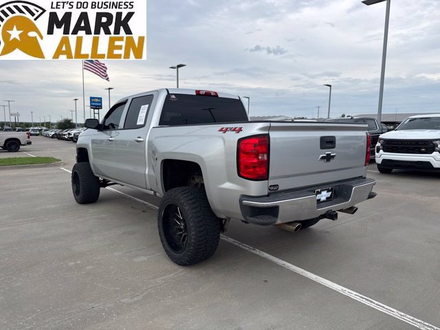 Used 2018 Chevrolet Silverado 1500 LT w/ All Star Edition AWD/4WD image 4