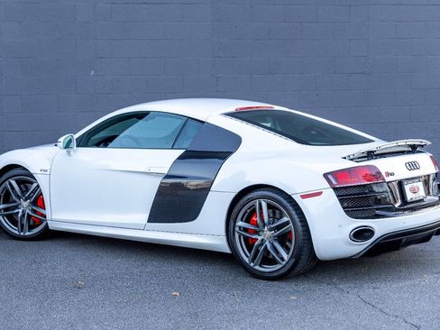 Used 2012 Audi R8 V10 image 10