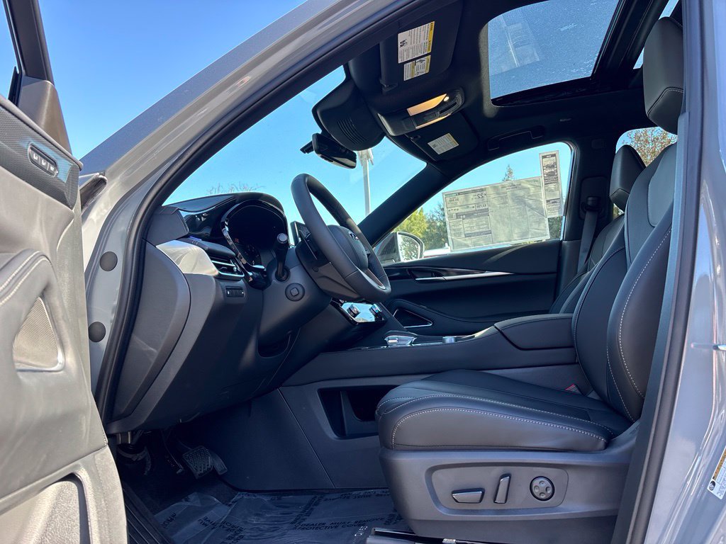 New 2027 INFINITI QX65 Sport w/ Cargo Package AWD/4WD image 8
