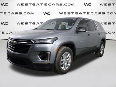 Used 2023 Chevrolet Traverse LS