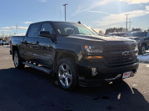 Used 2018 Chevrolet Silverado 1500 LT w/ All Star Edition image 3