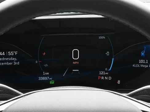 Certified 2024 Cadillac Lyriq Sport image 11