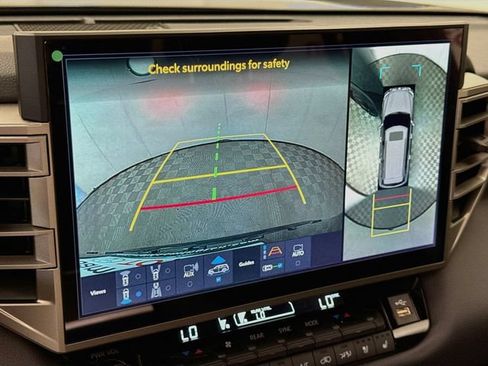 Used 2025 Toyota Sequoia Limited w/ Tow Technology Package AWD/4WD image 14
