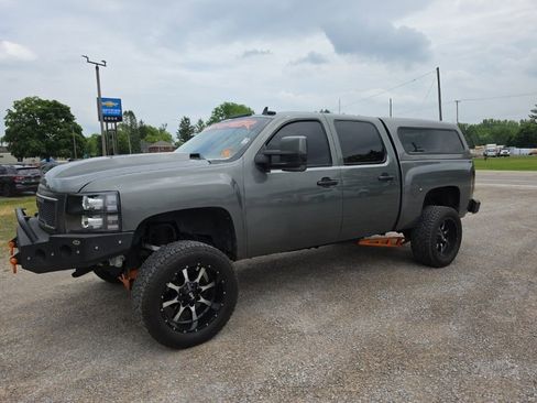Used 2011 Chevrolet Silverado 1500 LS AWD/4WD image 3