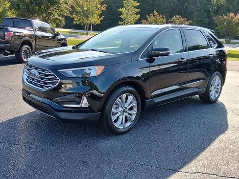 Used 2023 Ford Edge Titanium w/ Cargo Accessory Package AWD/4WD image 8