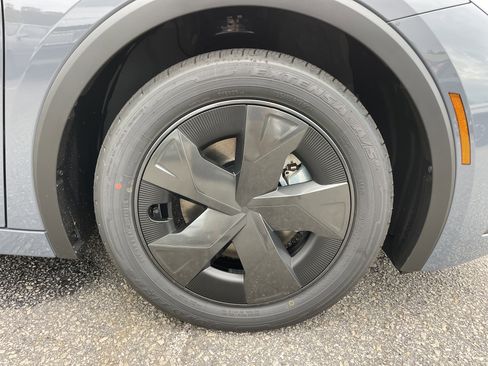 New 2026 Toyota Prius SE image 19