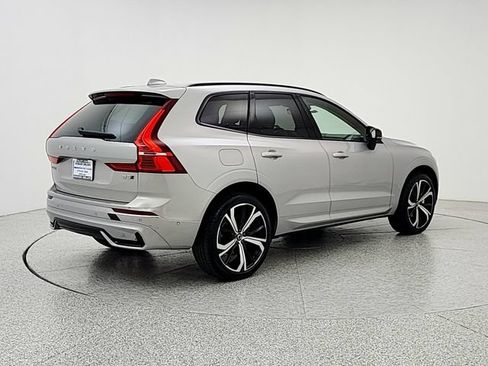 Used 2024 Volvo XC60 B5 Ultimate w/ Protection Package Premier AWD/4WD image 5