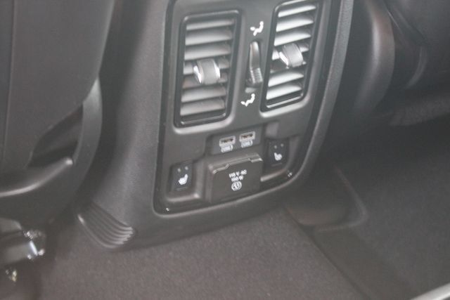Used 2023 Dodge Durango SRT AWD/4WD image 25