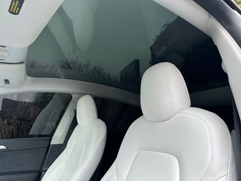 Used 2022 Tesla Model Y Performance image 24