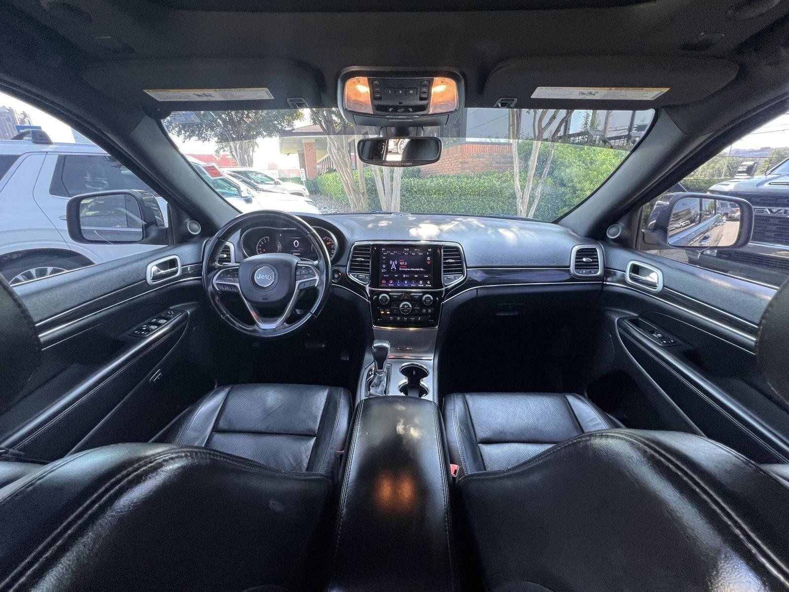 Used 2020 Jeep Grand Cherokee Limited w/ Luxury Group II RWD image 18