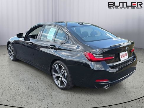 Used 2023 BMW 330i Sedan w/ Premium Package RWD image 4