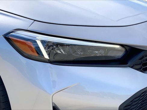 Used 2025 Honda Civic Sport image 27
