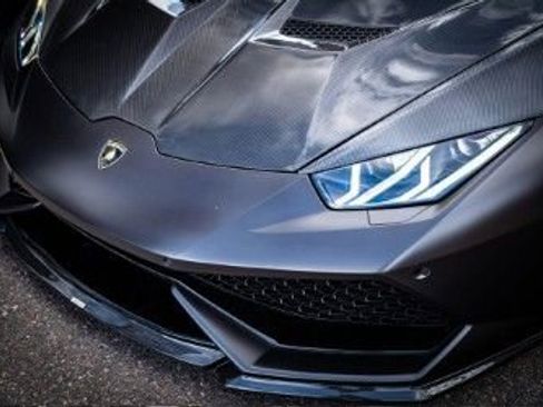 Used 2015 Lamborghini Huracan LP 610-4 image 8