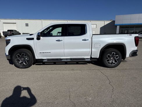 New 2026 GMC Sierra 1500 SLT w/ SLT Premium Plus Package image 2