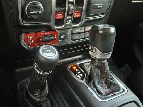 Used 2020 Jeep Wrangler Unlimited Rubicon image 16